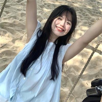 藏春洞 海报